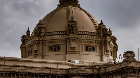 सांकेतिक तस्वीर: एक विधानसभा भवन