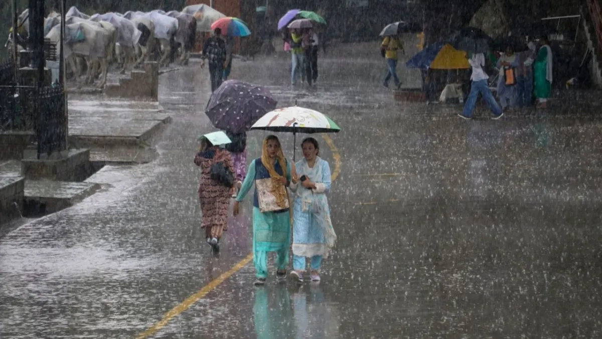 IMD ने दिल्ली और उत्तर भारत में ओलावृष्टि और बारिश का अलर्ट जारी किया